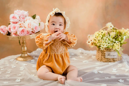 武汉供卵试管机构四个月宝宝放屁很臭